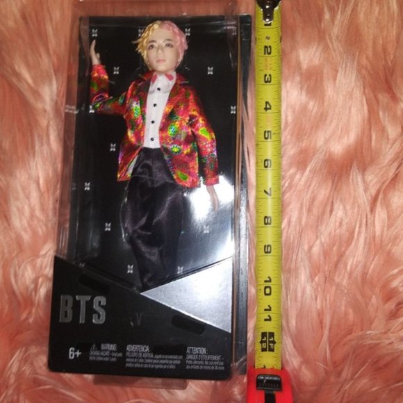 Official BTS V Doll - Picture 3 of 12